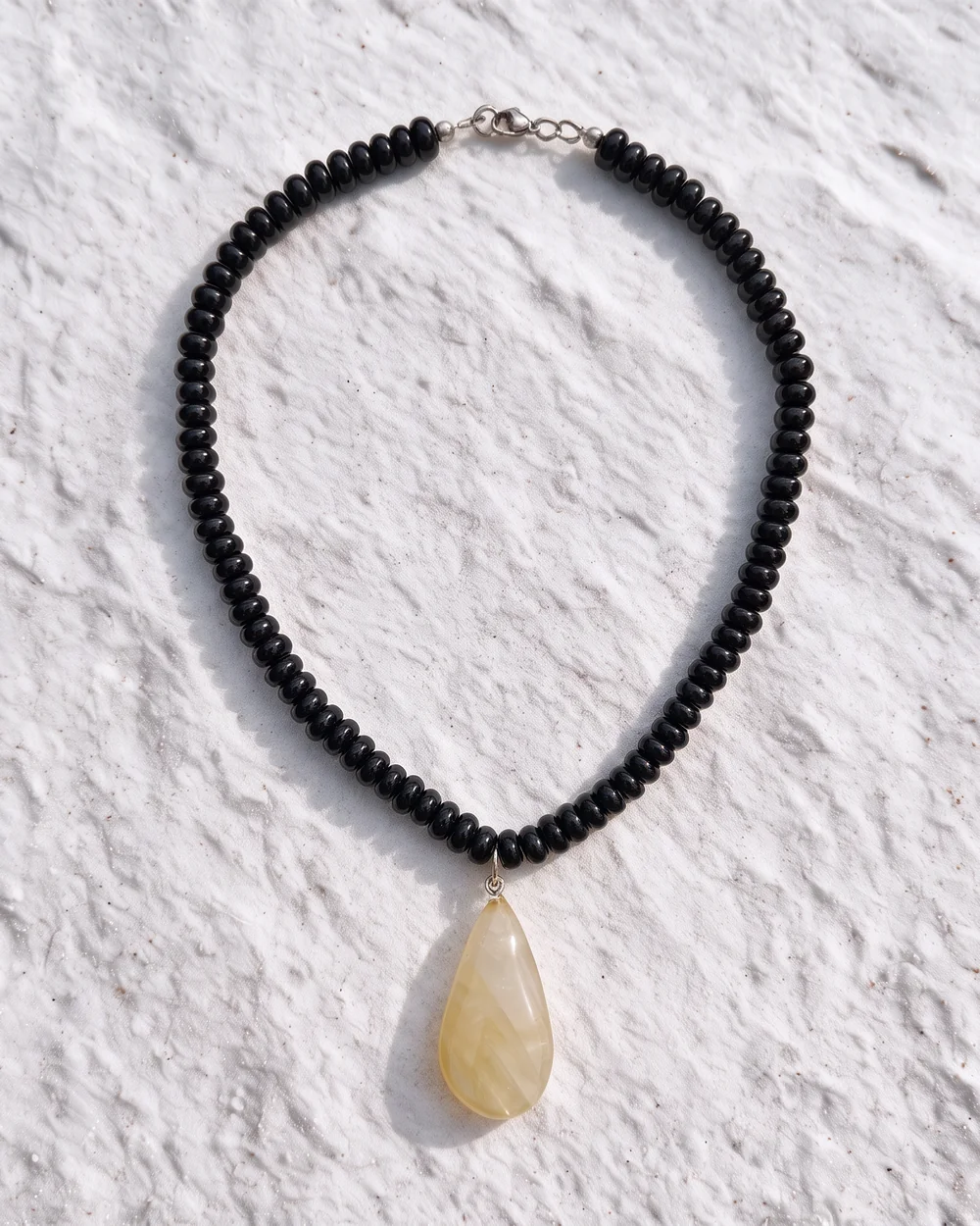 Soulsis necklace: Onyx + yellow hematoid quartz